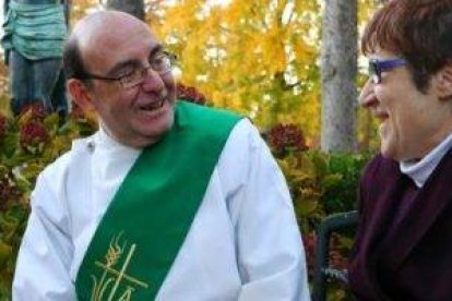 El diácono permanente Richard Malamut y su esposa Kathy... ella oró con perseverancia por su conversión