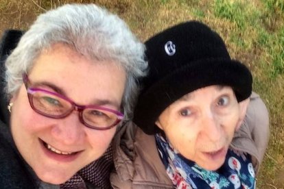 Helena Faccia, colaboradora de ReL, ofrece un bello y profundo testimonio sobre su experiencia junto a su madre desde que ella sufre Alzheimer.