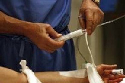 Los expertos alertan del fracaso que para los médicos supone la eutanasia