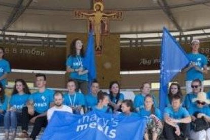 Jóvenes voluntarios de Mary's Meals en el festival de la juventud de Medjugorje