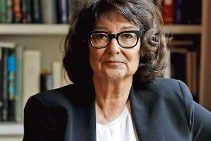 Sylviane Agacinski es además una conocida opositora de los vientres de alquiler