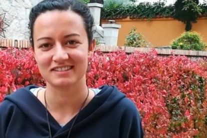 Tras profesar sus votos, Lucía Fonts ha sido enviada a África central como misionera comboniana