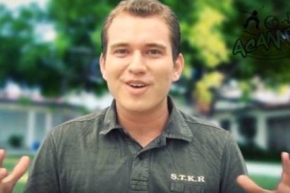 William Rocha cuenta su testimonio de encuentro con Cristo en una adoración eucarística... hoy es misionero