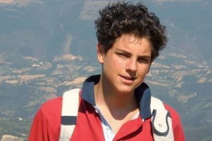 Carlo Acutis nació en 1991 y murió en 2006 debido a una leucemia, pero en sus 15 años de vida y sobre todo después de muerto no ha parado de hacer el bien