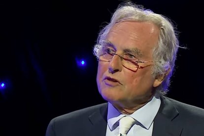 Richard Dawkins, en una entrevista de hace unos años en CNN Chile donde se reiteró como militantemente ateo y anticatólico. Pero hay cosas de la sociedad sin Dios que parecen inquietarle.