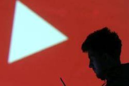 LaContra.TV es un canal que critica la ideología de género, el feminismo radical y otras ideologías anti-familia que ha sido censurado -cerrado- por YouTube tras 3 años y cientos de vídeos