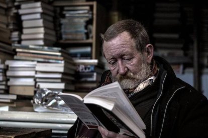 Una buena selección de lecturas predispone la mente y el corazón, la inteligencia y la voluntad, para comprender la Verdad, querer el Bien y apreciar la Belleza.