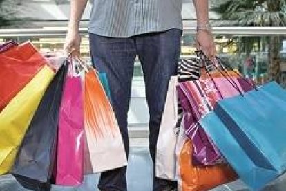 En su carta dominical el arzobispo de Barcelona alerta de la ola de consumismo en Occidente