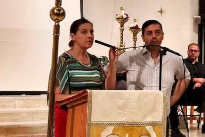 Luca, con su esposa Terry, durante una charla-testimonio en Estados Unidos el pasado año.