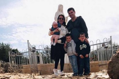 Inma se convirtió en Medjugorje y allí encontró a su marido. Ahora viven también allí