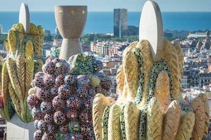 Detalles de las torres de la Sagrada Familia, en la que se muestra claramente la influencia de la Creación en la obra de Gaudí