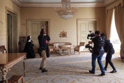 Un momento de la filmación de la película sobre Petra de San José en 2020, con la pandemia de coronavirus