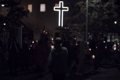 Las letras de Jordi reflexiona sobre la fe y la palabra e incluye escenas hermosas de Lourdes
