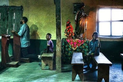 Los niños protagonistas de una de las impactantes historias del padre Schneider.