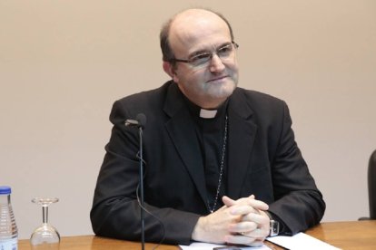 El obispo de San Sebastián impartió esta conferencia sobre el matrimonio en el seminario diocesano