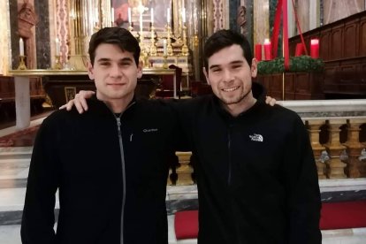Andrea y Carlo Borsani son gemelos y siguen juntos en el seminario formándose en la Fraternidad de los Hijos de la Cruz