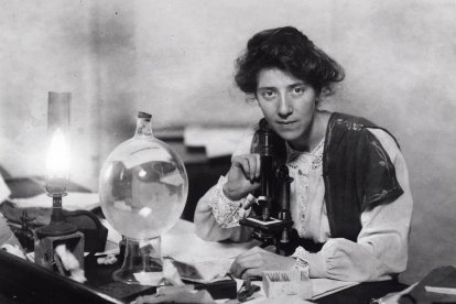 Marie Stopes, promotora de la eugenesia y del control de la natalidad entre los pobres y débiles.