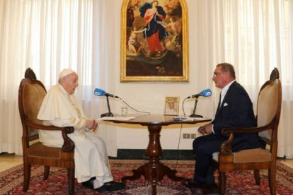 La entrevista de Carlos Herrera al Papa Francisco se alargó durante más de una hora