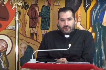 Alejandro Aravena es uno de los sacerdotes de la parroquia de La Paloma