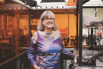 Donna Strickland, especialista de física óptica y láseres y Premio Nobel de Física -