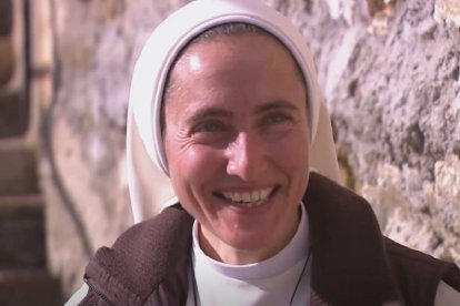 La religiosa Sonia Sapena lleva ya diez años como eremita en la comarca tarraconense del Priorat