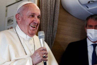 El Papa Francisco ofreció su tradicional rueda de prensa a bordo del avión a su regreso a Roma / Foto- Vatican Media