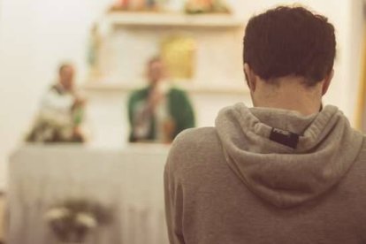 Como pastor bautista, John odiaba a la Iglesia Católica hasta que descubrió en ella la verdad y la liturgia.