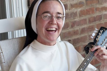 Anna Laura estaba convencida que su vida pasaba por el matrimonio y los hijos cuando Dios la sorprendió