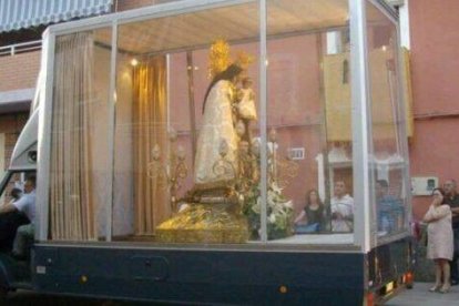 El Maremóvil es el vehículo que llevará a la Virgen de los Desamparados por las calles de Valencia en Fallas