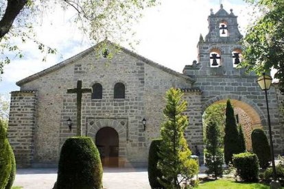 Santuario de Nuestra Señora de Sonsoles, en Ávila, un lugar elegido por muchos novios de la zona para casarse. Foto: Diputación de Ávila, TurismoAvila.com