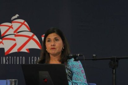 María Saavedra y sus diez alegatos contra la Leyenda Negra: el origen de España, la inquisición en América o el "gran monumento" de los españoles en las Indias.