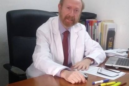 El doctor José Jara, presidente de la Asociación de Bioética de Madrid