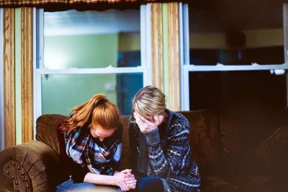 La madre que escribió este post tuvo que hacer valer sus conocimientos como psicóloga clínica y actuar con energía ante el terapeuta de género y con fortaleza ante la presión ambiental.