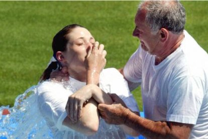 Bautizo de los Testigos de Jehová