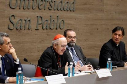 El cardenal Osoro convoca a políticos de todo el mundo al II Encuentro de Políticos Católicos.