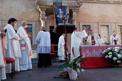 Ceremonia por los 700 años de la muerte de Santa Margarita de Città di Castello, en plena pandemia de coronavirus