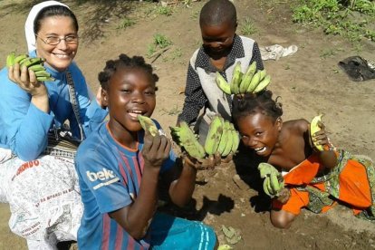 Estas religiosas viven entregadas a la ayuda de los necesitados, especialmente de los niños / ACN