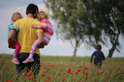 La figura paterna es fundamental para los niños y durante mucho tiempo ha sido arrinconada