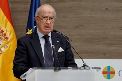 Antonio Sáinz de Vicuña recibió el premio al impulso misionero de Religión en Libertad para Ayuda a la Iglesia Necesitada.