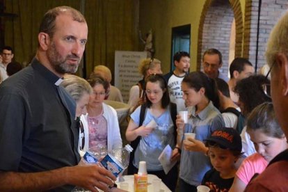 El padre Benoît Moradei, rector del seminario, da más detalles sobre la suspensión de las ordenaciones en Toulon