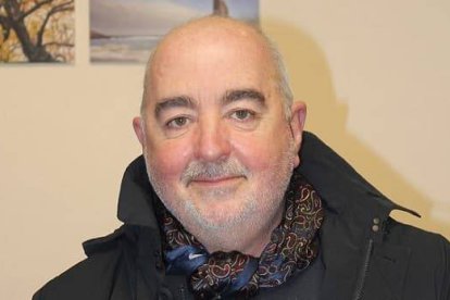 José Ramón Castañón es uno de los seis capellanes del HUCA, el gran hospital de Asturias / Iglesia en Asturias