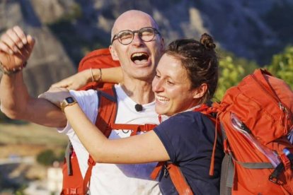 Christophe Flipo celebra su victoria en la edición francesa de Pekín Express. Foto: Famille Chrétienne.