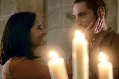 Escena de la madre con el hijo, alusión al amor de Dios, pero también a los deberes de los cristianos con la Iglesia madre de Jerusalén