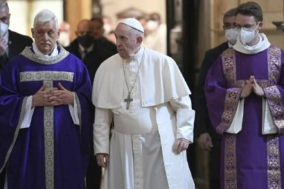 En la misa por el IV centenario de la canonización de San Ignacio de Loyola o San Francisco Javier, el Papa Francisco ha recordado el papel "transformador" de la oración y ha llamado a los cristianos a no dejarse llevar por el clima individualista.