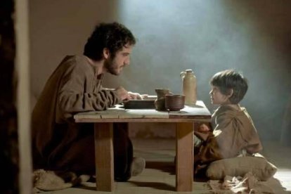 "Corazón de Padre" quiere mostrar con su ejemplo la ayuda que San José prestaría a los que le rodeaban, y donará el 15% de sus beneficios a Cáritas Ucrania.