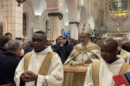 El Patriarca Latino, Pizzaballa, en la misa de Navidad en Belén el 24 de diciembre de 2021