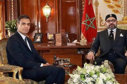 Pedro Sánchez con Mohamed VI, rey de Marruecos, a principios de mes... Sánchez a veces felicita Ramadán, nunca Pascua ni Navidad