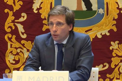 El alcalde de Madrid, José Luis Martínez Almeida, ha decidido optar por la extrema izquierda para sacar adelante los presupuestos.