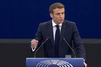 El 19 de enero, al comenzar la presidencia de turno del Consejo de la Unión Europea, Emmanuel Macron propuso incluir el aborto en la carta de derechos fundamentales de la UE.