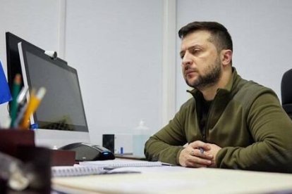 Foto que el presidente Zelensky ha difundido en redes al comentar la llamada que ha recibido del Papa Francisco